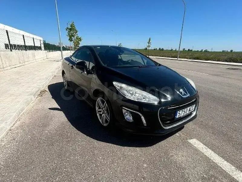Usado Peugeot 308 CC Active 122 CV (89 kW) 2012 Negro Descapotable