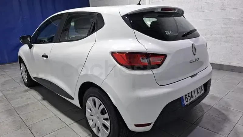 Usado Renault Clio IV Business 76 CV (55 kW) 2019 Blanco Berlina