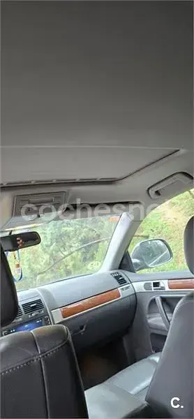 Usado VW Touareg 225 CV (165 kW) 2008 Marrón SUV