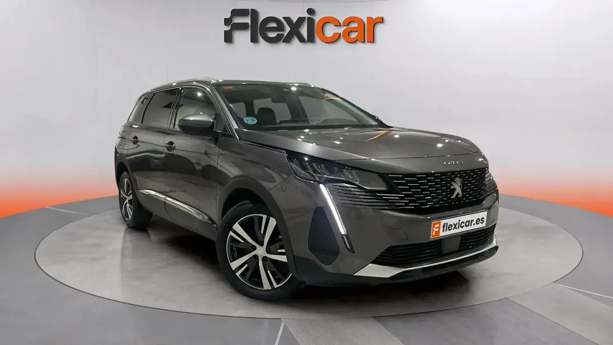 Używany Peugeot 5008 Allure 131 KM (96 kW) 2021 SUV