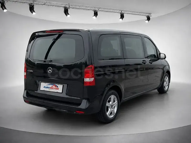 Usado Mercedes V220 Avantgarde 163 CV (119 kW) 2021 Negro Monovolumen