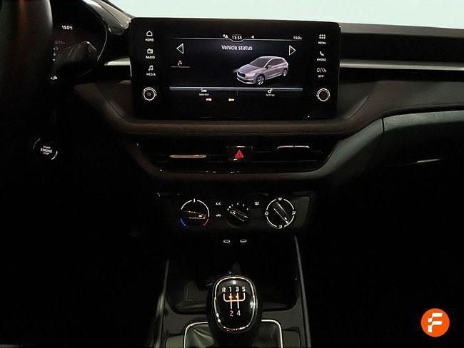 Usado Skoda Fabia Selection 95 CV (69 kW) 2024 Blanco Berlina