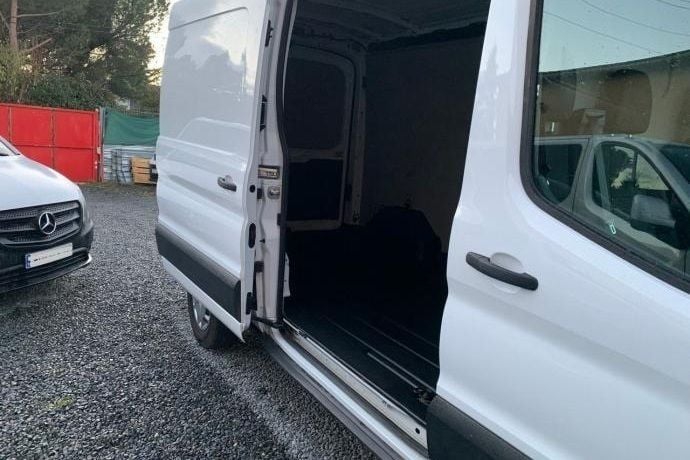 Usado Ford Transit Trend 130 CV (95 kW) 2023 Van