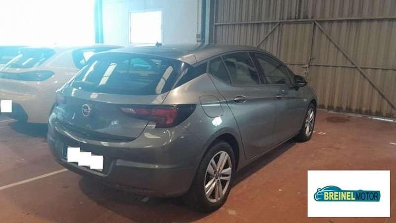 Usado Opel Astra GS Line 131 CV (96 kW) 2020 Azul Utilitario