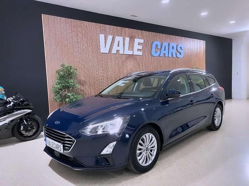 Usado Ford Focus Titanium 120 CV (88 kW) 2020 Azul Familiar