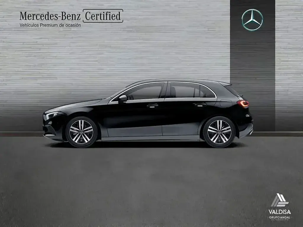 Usado Mercedes A180 Progressive 136 CV (100 kW) 2022 Negro