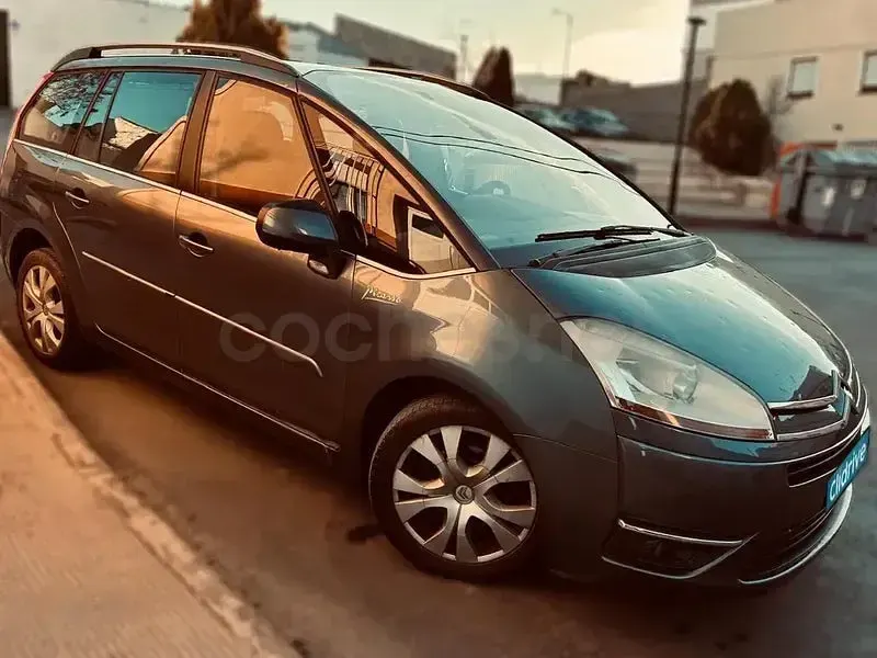 Usado Citroën Grand C4 Picasso Exclusive 110 CV (80 kW) 2010 Gris / plata Monovolumen