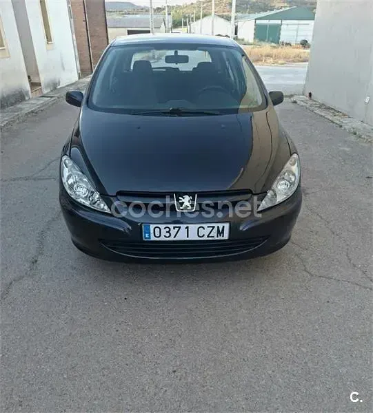 Usado Peugeot 307 110 CV (80 kW) 2005 Negro Berlina