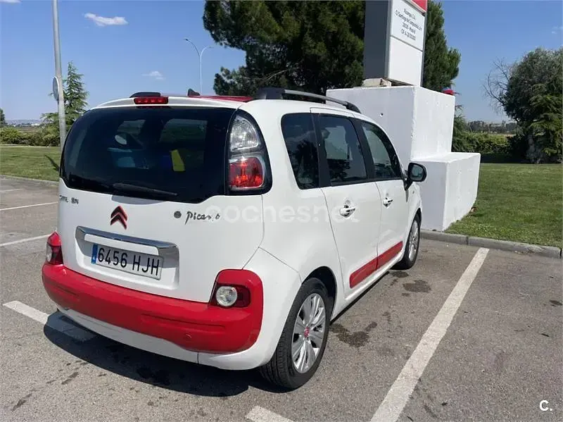 Usado Citroën C3 Picasso Seduction 92 CV (67 kW) 2012 Blanco Monovolumen