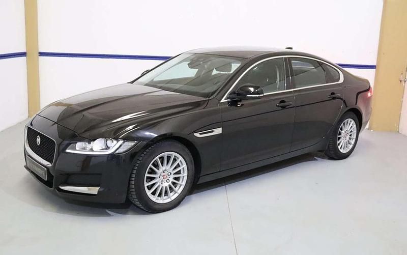 Negro Usado 2019 Jaguar XF Prestige Berlina | 17.990 € (Precio justo) - Imagen 1/4