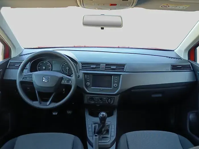 Usado Seat Arona Reference 95 CV (69 kW) 2020 Rojo SUV