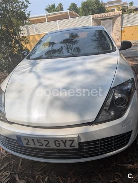 Usado Renault Laguna Coupé 150 CV (110 kW) 2010 Blanco Coupe