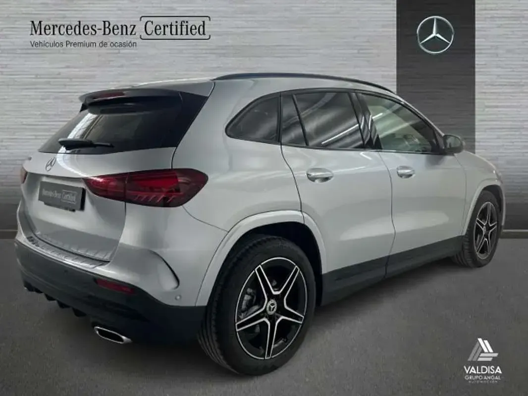 Usado Mercedes GLA200 150 CV (110 kW) 2026 SUV