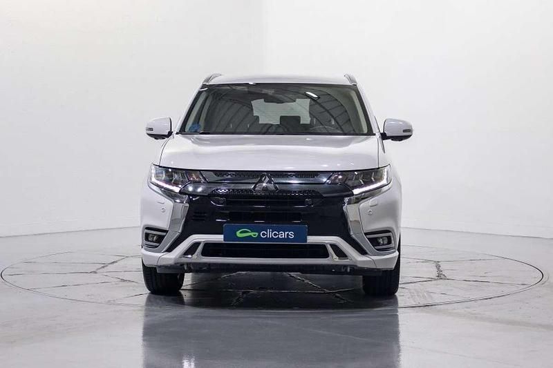 Usado Mitsubishi Outlander P-HEV Edition 224 CV (164 kW) 2021 Blanco SUV