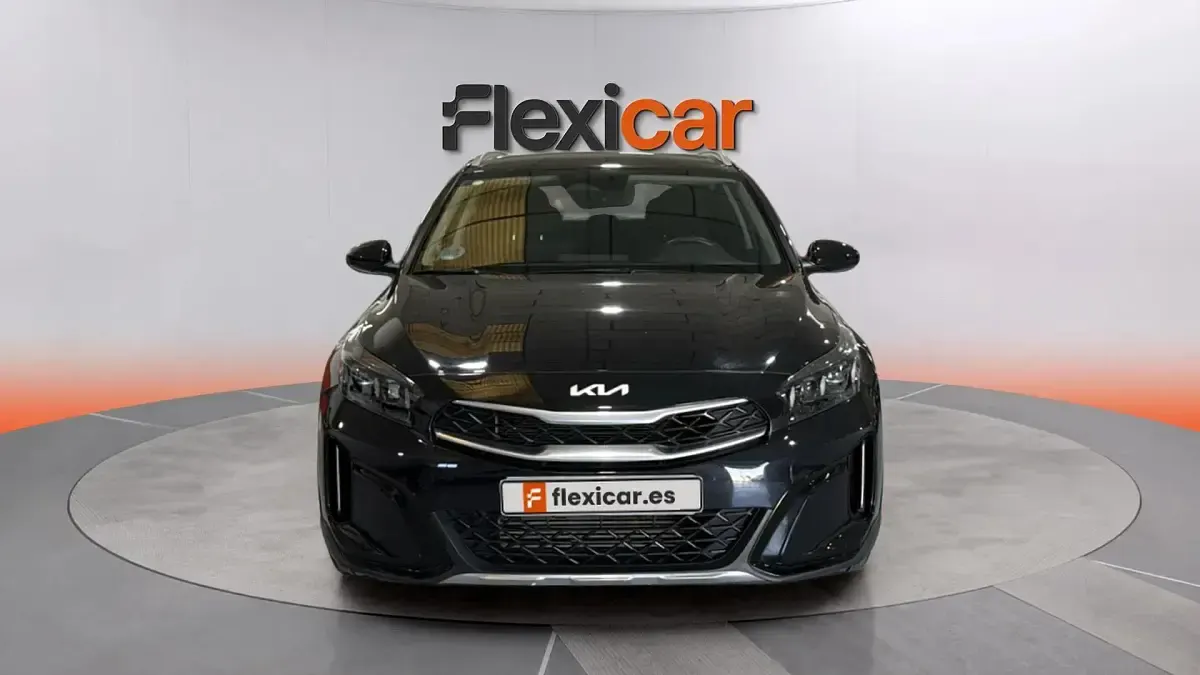 Usado Kia XCeed 101 CV (74 kW) 2024 Negro SUV