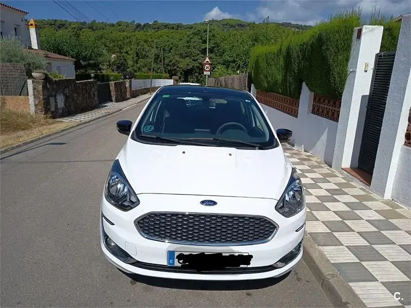 Usado Ford Ka Plus 85 CV (62 kW) 2019 Blanco Utilitario