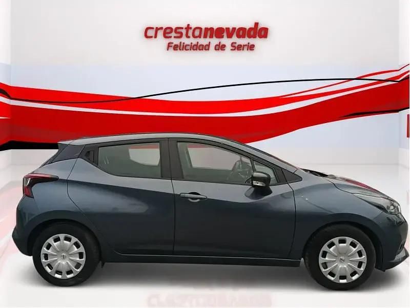 Usado Nissan Micra Acenta 92 CV (67 kW) 2022 Gris Utilitario