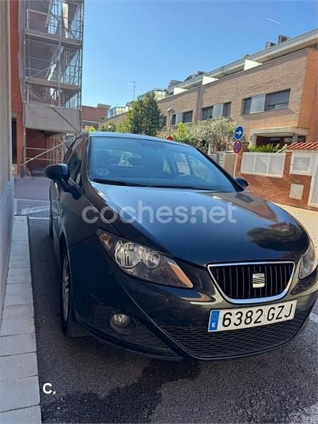 Negro Usado 2009 Seat Ibiza SC Sport Utilitario | 4100 € (Buen precio) - Imagen 1/4