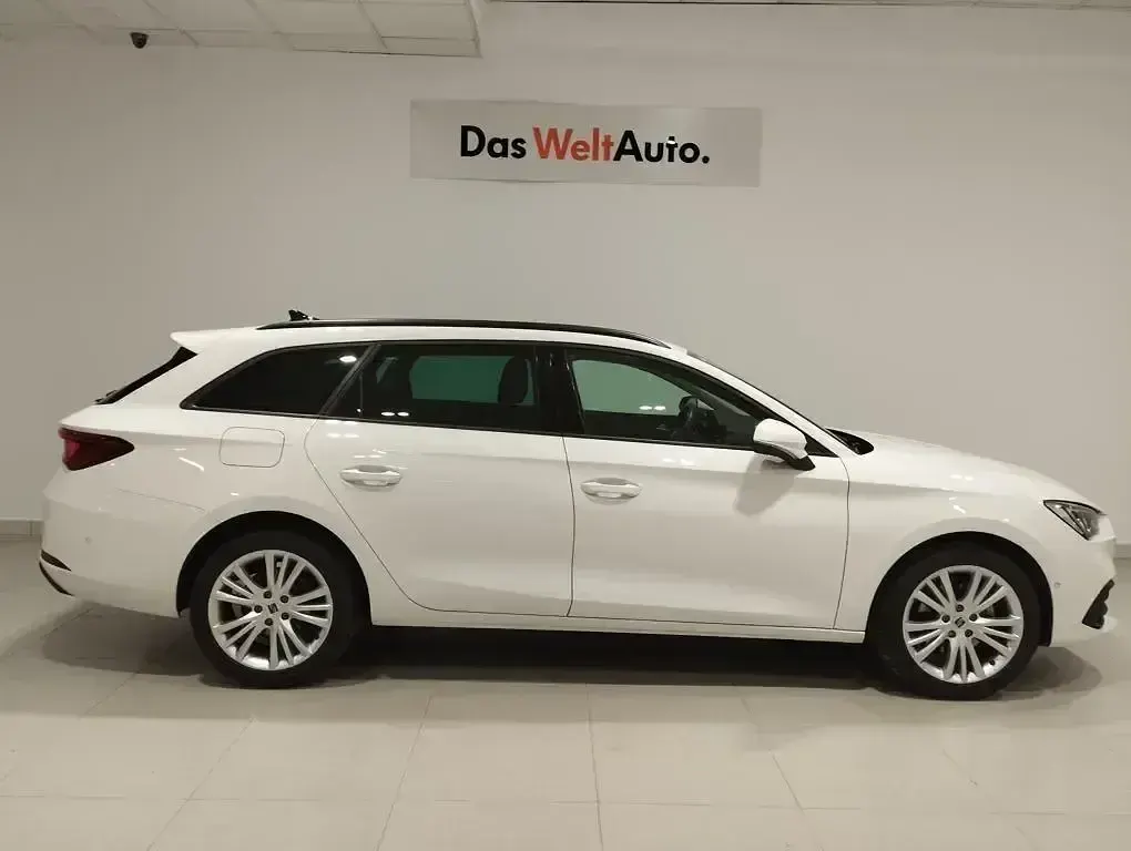 Begagnad Seat Leon Style 116 HK (85 kW) 2025 Vit Kombi