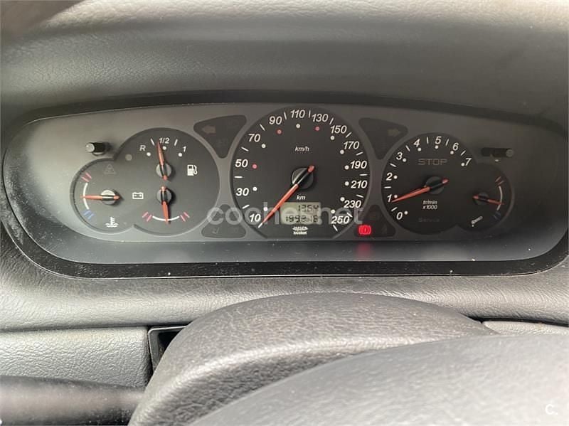 Verde Usado 2004 Citroën C5 Berlina | 2100 € (Buen precio) - Imagen 1/3