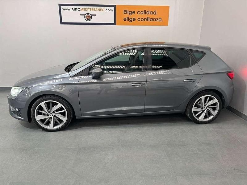 Usado Seat Leon ST FR 150 CV (110 kW) 2016 Gris Familiar