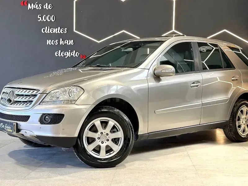 Usado Mercedes ML320 224 CV (164 kW) 2006 Beige SUV