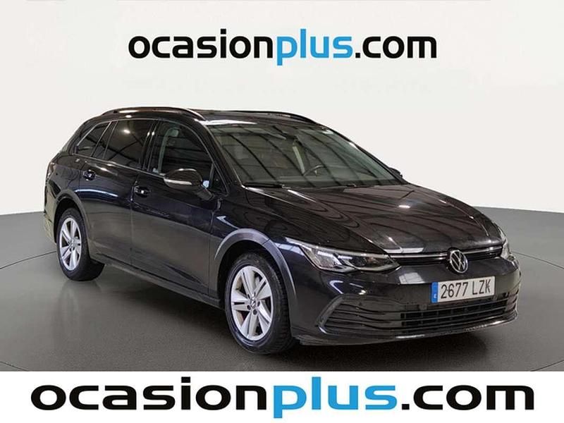 Usado VW Golf VIII Life 116 CV (85 kW) 2021 Negro Familiar