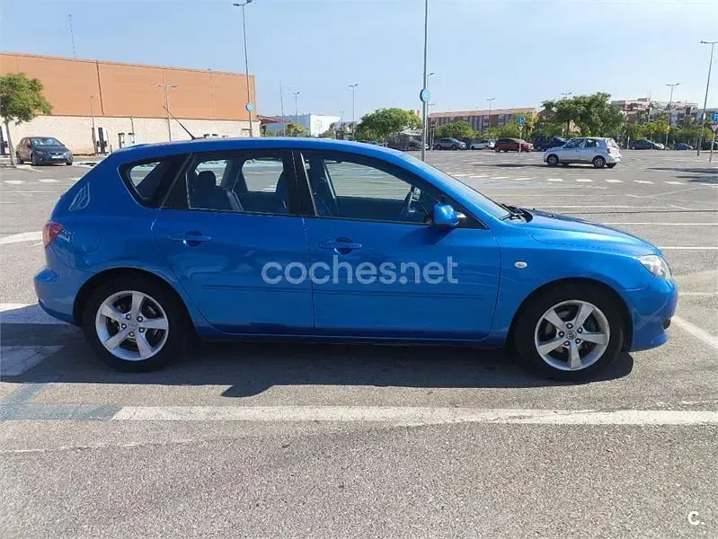 Usado Mazda 3 Active 105 CV (77 kW) 2005 Beige Berlina