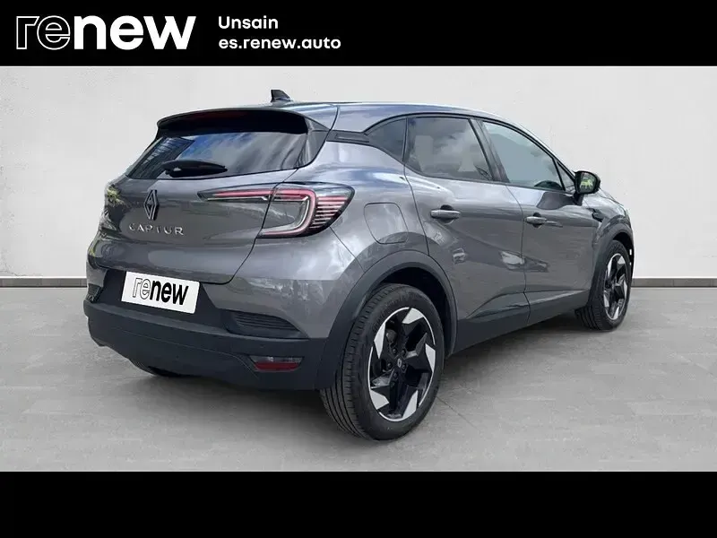 Usado Renault Captur Techno 140 CV (102 kW) 2024 Gris SUV