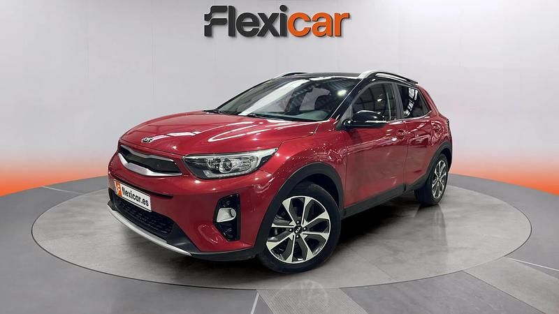 Usado Kia Stonic 120 CV (88 kW) 2018 Rojo SUV