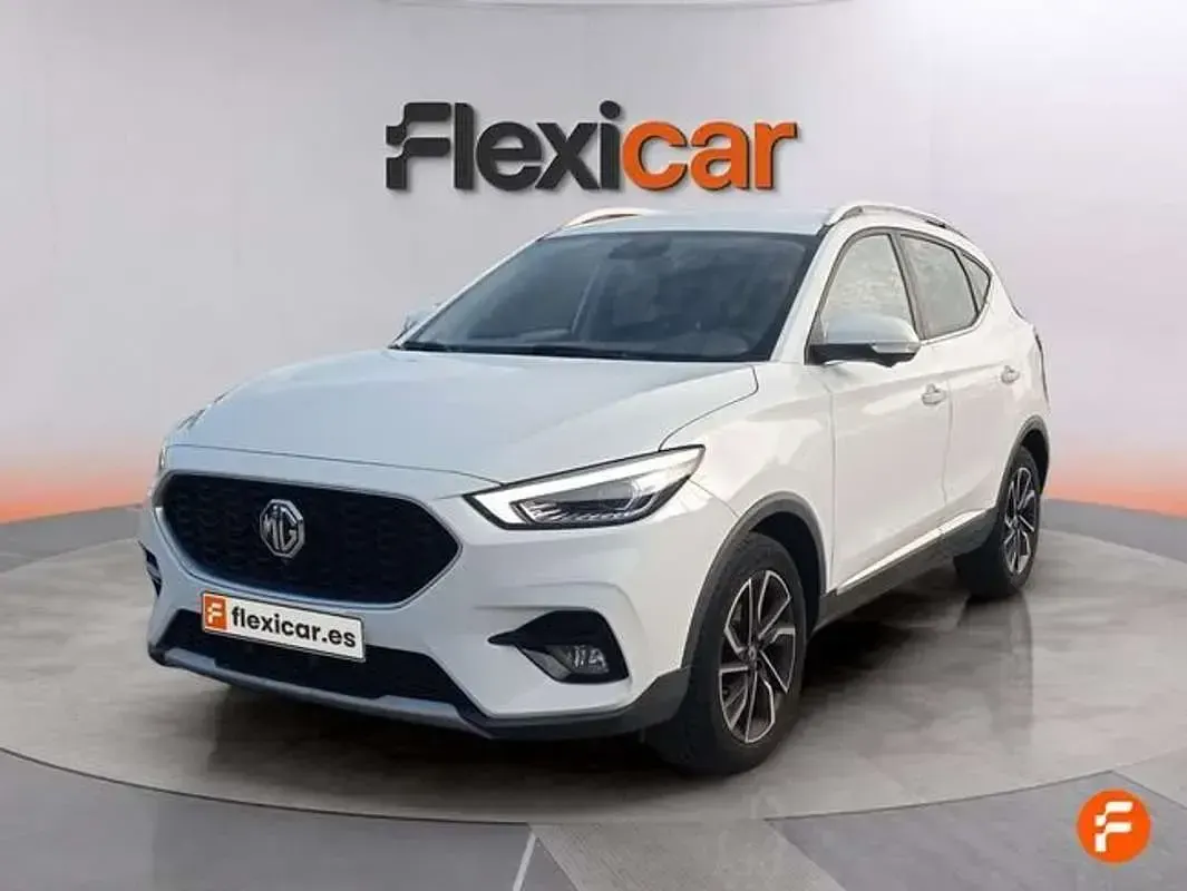 Usado MG ZS Comfort 111 CV (81 kW) 2023 Blanco SUV
