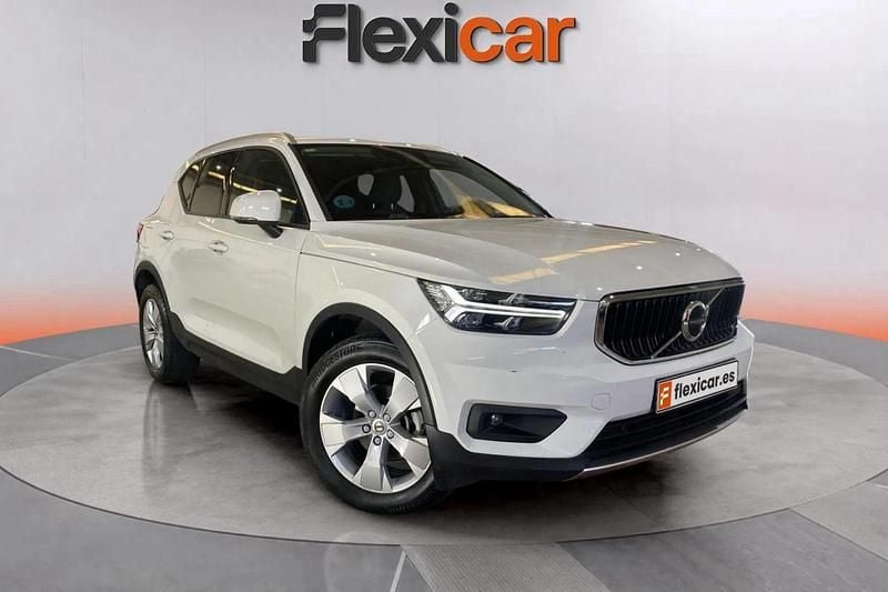Blanco Usado 2020 Volvo XC40 Momentum SUV | 20.990 € (Super precio) - Imagen 1/4
