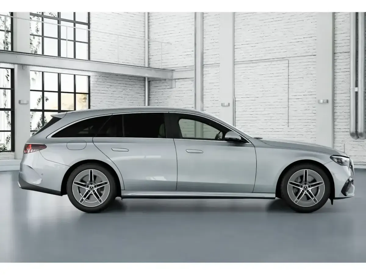 Nuevo Mercedes E300 312 CV (229 kW) 2025 Gris Familiar