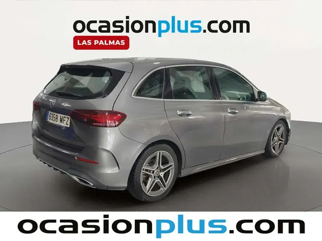Usado Mercedes B200 150 CV (110 kW) 2023 Gris Monovolumen