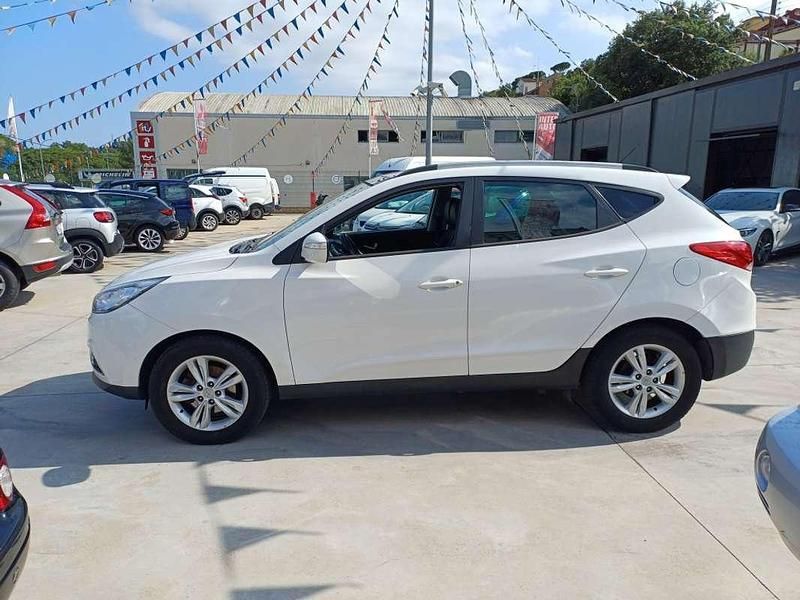 Blanco Usado 2013 Hyundai ix35 SUV | 9990 € (Precio justo) - Imagen 1/4