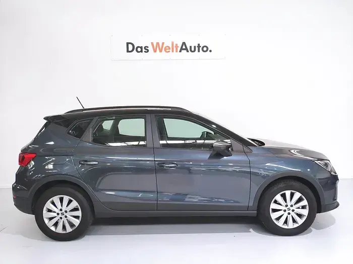 Usado Seat Arona Style 115 CV (84 kW) 2025 Gris SUV