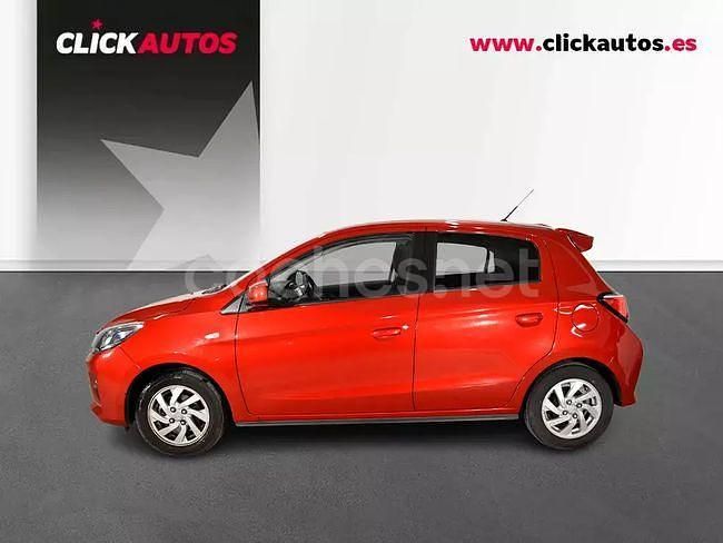 Usado Mitsubishi Space Star Motion 71 CV (52 kW) 2024 Rojo Berlina