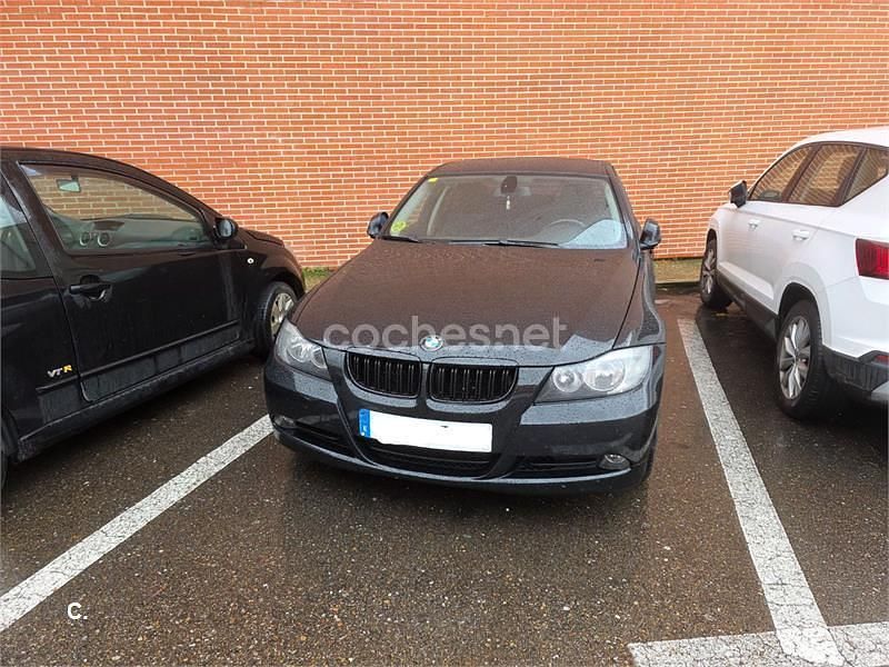 Negro Usado 2007 BMW 318 Berlina | 4900 € (Un poco caro) - Imagen 1/4