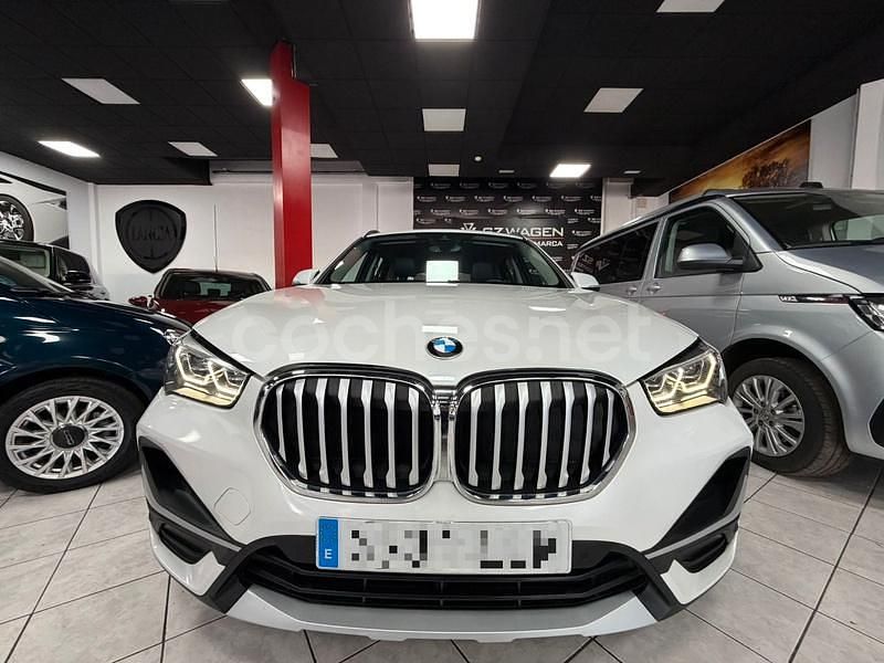Usado BMW X1 220 CV (161 kW) 2020 Gris / plata SUV