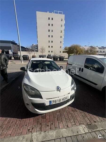 Usado Renault Mégane 110 CV (80 kW) 2011 Blanco Berlina
