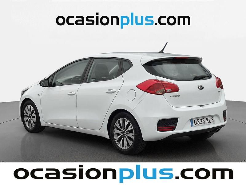 Usado Kia Ceed Plus 101 CV (74 kW) 2018 Blanco Utilitario