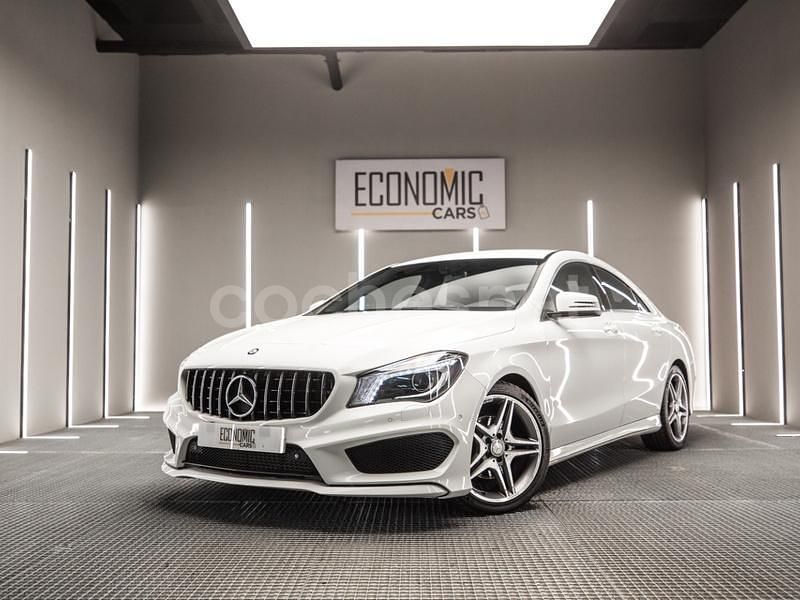 Blanco Usado 2013 Mercedes CLA200 AMG line Berlina | 17.999 € (Precio justo) - Imagen 1/4