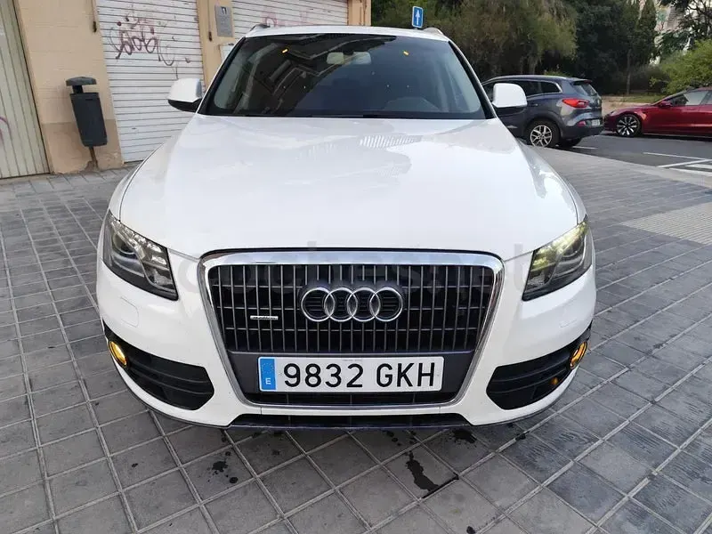 Usado Audi Q5 S-Line 170 CV (125 kW) 2010 Blanco SUV