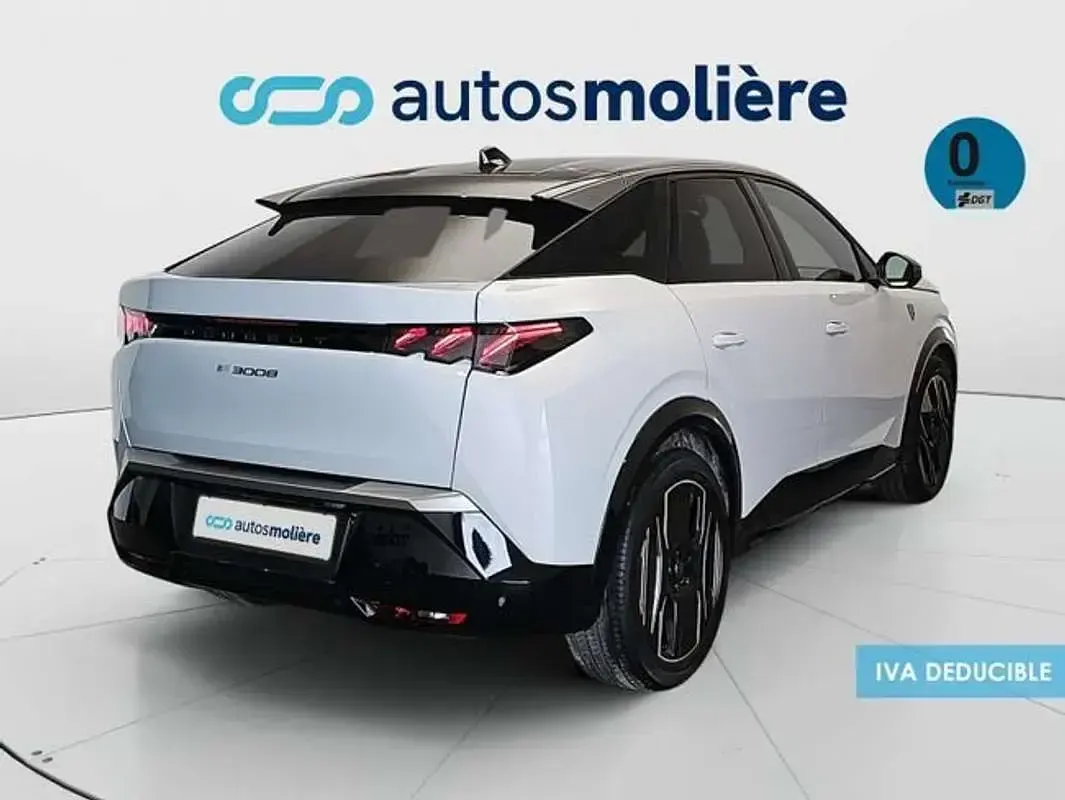 Usado Peugeot e-3008 Allure 158 kW (215 CV) 2024 Azul SUV