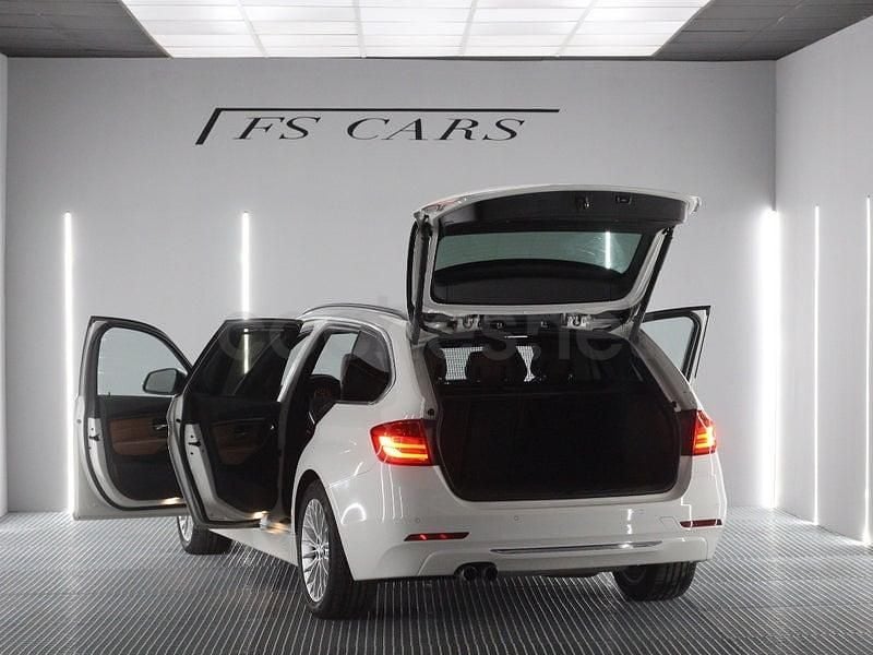 Usado BMW 328 Luxury Line 245 CV (180 kW) 2014 Blanco Familiar