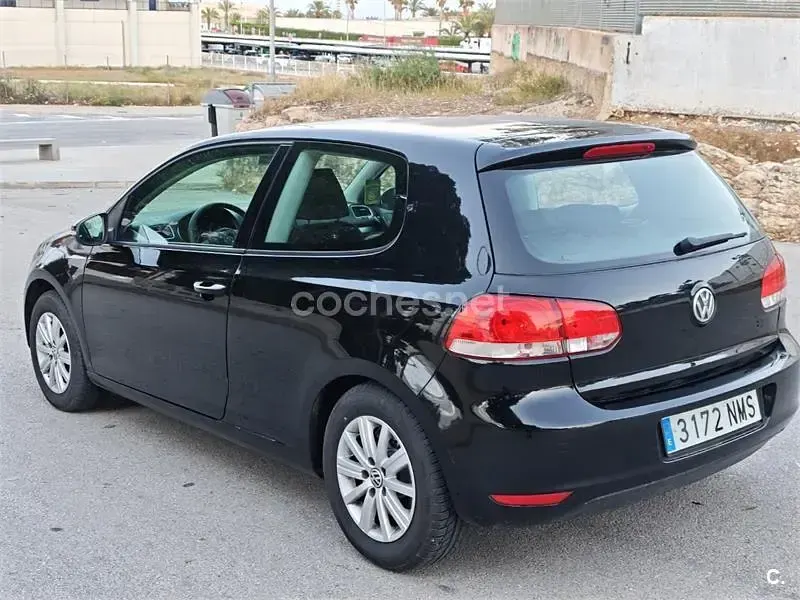 Usado VW Golf VI Advance 122 CV (89 kW) 2009 Negro Utilitario