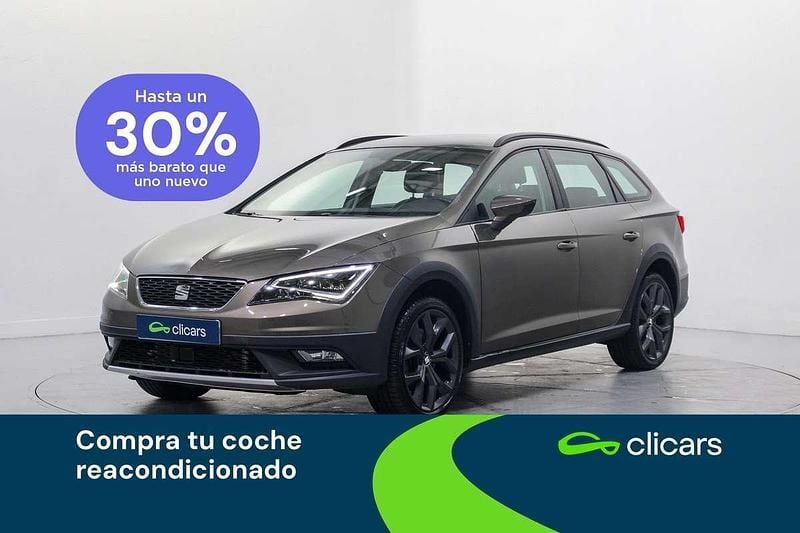 Usado Seat Leon 184 CV (135 kW) 2015 Gris SUV