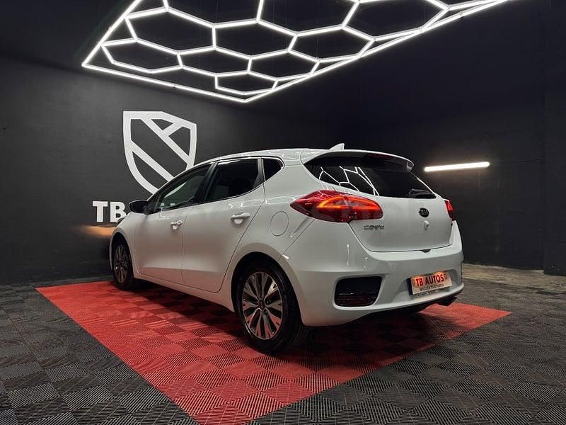 Usado Kia Ceed GT 90 CV (66 kW) 2017 Blanco Berlina