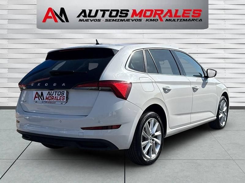 Usado Skoda Scala Style 110 CV (80 kW) 2024 Blanco Utilitario