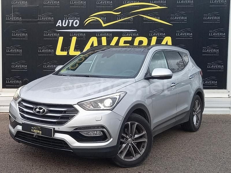 Gris / plata Usado 2016 Hyundai Grand Santa Fe Style SUV | 15.950 € - Imagen 1/4